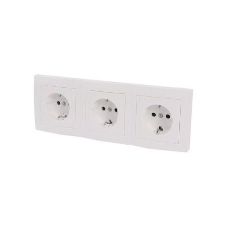 BASE ENCHUFE TRIPLE EMPOTRABLE  BLANCO CJ36